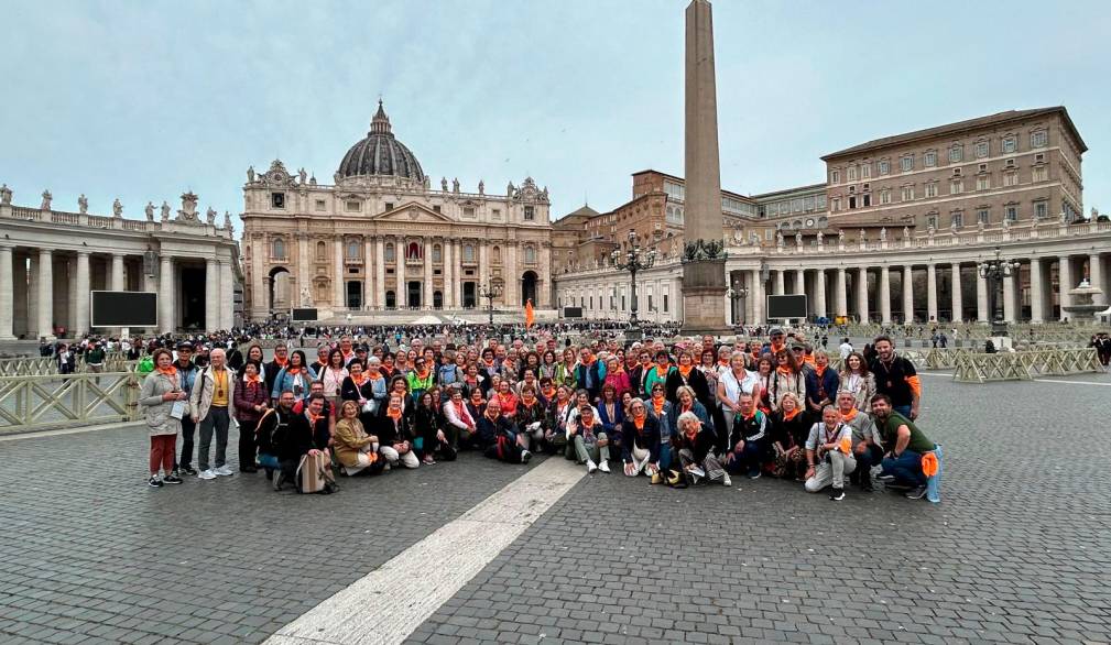 Pellegrini da Quinto e Zero Branco al primo Regina Caeli di papa Leone XIV Pellegrini da Quinto e Zero Branco al primo Regina Caeli di papa Leone XIV