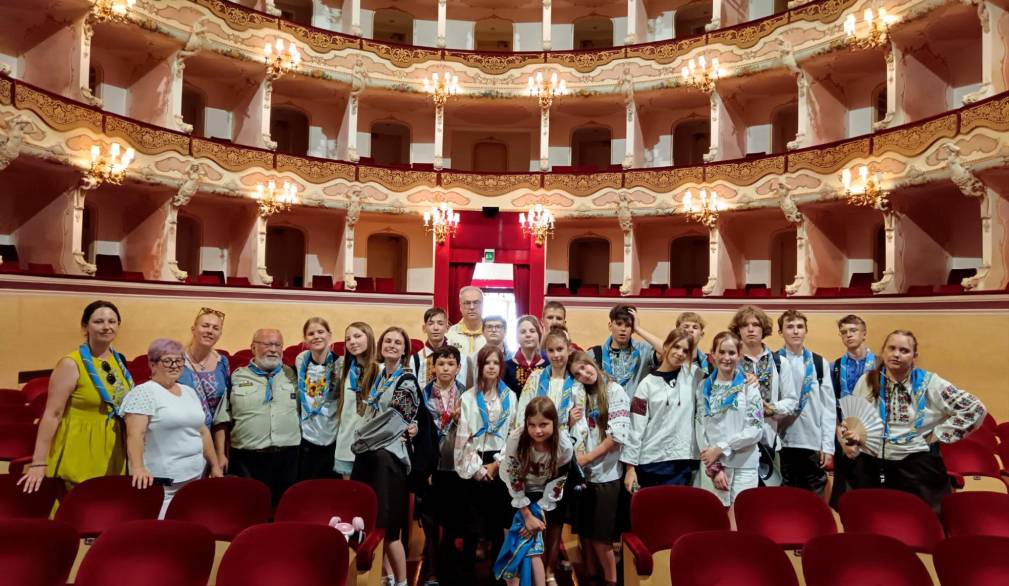Campo estivo per un gruppo di giovani scout ucraini Campo estivo per un gruppo di giovani scout ucraini