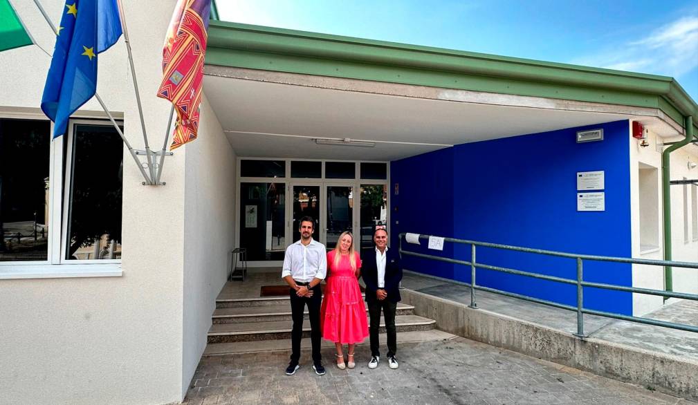 Il sindaco Adalberto Bordin assieme ai dirigenti Valentina Benedetta Beraldin e Pier Antonio De Rovere - Foto: Comune Montebelluna Il sindaco Adalberto Bordin assieme ai dirigenti Valentina Benedetta Beraldin e Pier Antonio De Rovere - Foto: Comune Montebelluna