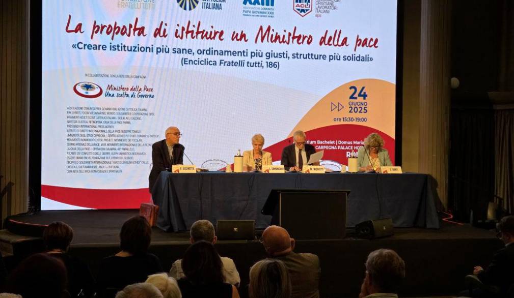 La proposta: istituire un Ministero della Pace La proposta: istituire un Ministero della Pace
