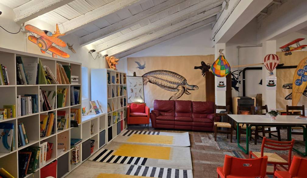 La biblioteca nel bosco: il progetto per promuovere la lettura nei piccolissimi