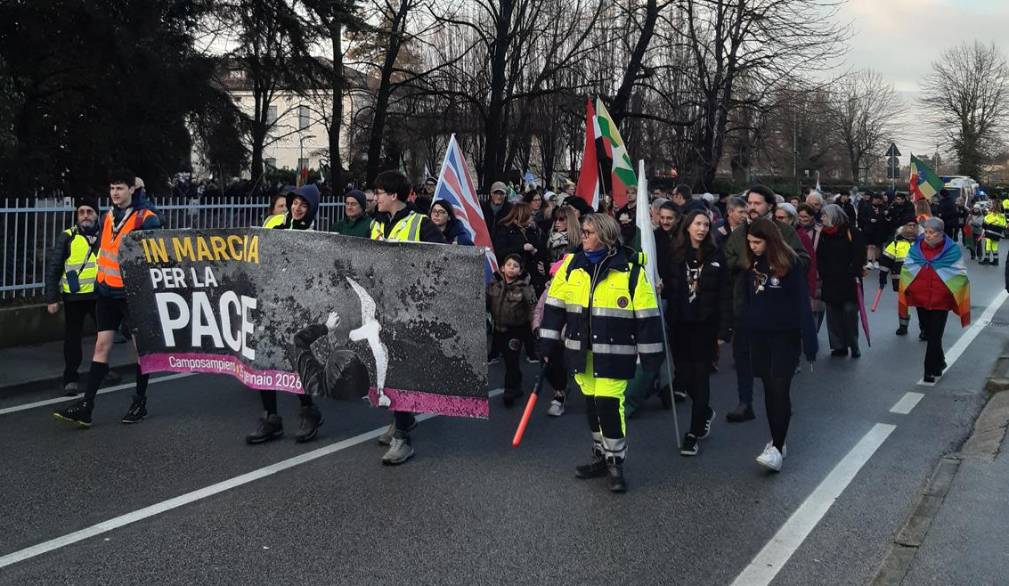 In duemila in marcia, a Camposampiero, per una pace disarmata e disarmante