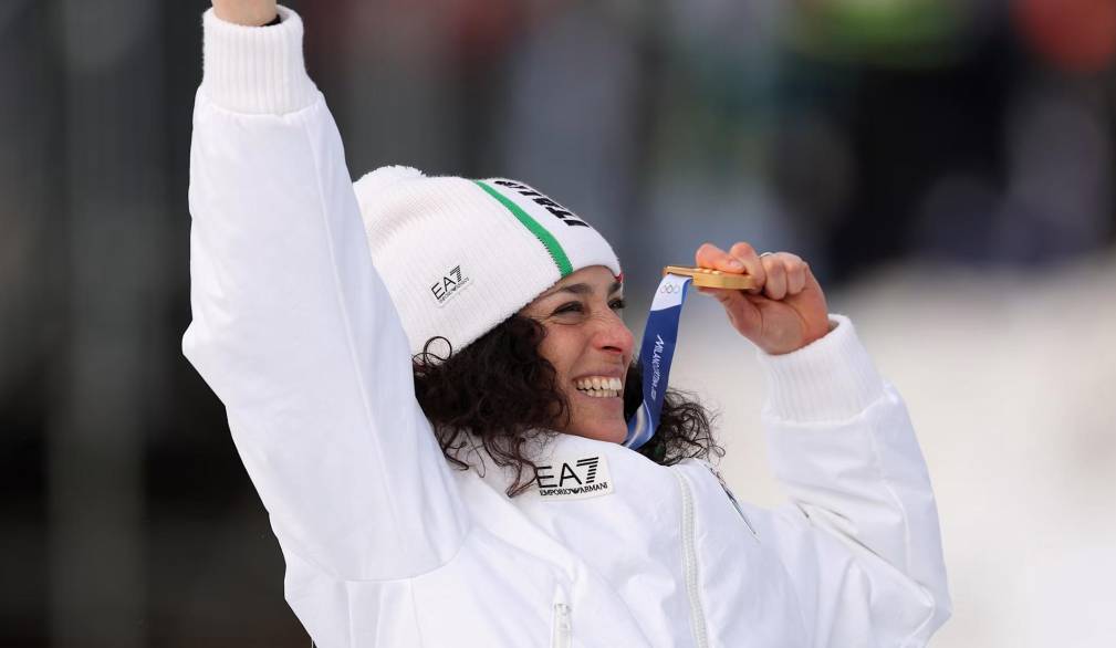 Cortina si tinge d’oro, leggendaria Brignone davanti a Mattarella