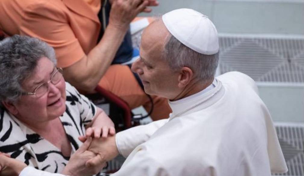 Leone XIV: “Visitare un anziano è incontrare Gesù”