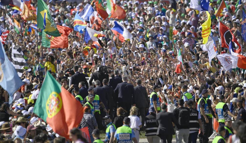 Gmg Lisbona: cerimonia di accoglienza con papa Francesco al parco Eduardo VII Gmg Lisbona: cerimonia di accoglienza con papa Francesco al parco Eduardo VII