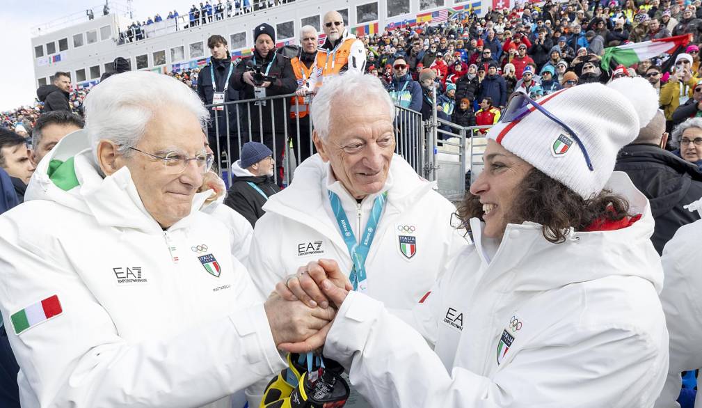 Cortina si tinge d’oro, leggendaria Brignone davanti a Mattarella