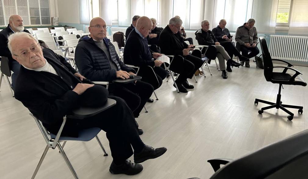 #getTitleImage_v1($tempImage) #getAltImage_v1($tempImage)