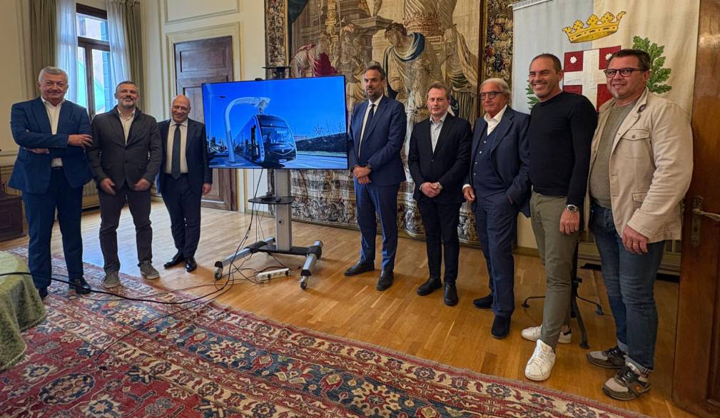 ”e-Brt”, il bus elettrico che sembra un tram: svolta per la mobilità di Treviso ”e-Brt”, il bus elettrico che sembra un tram: svolta per la mobilità di Treviso
