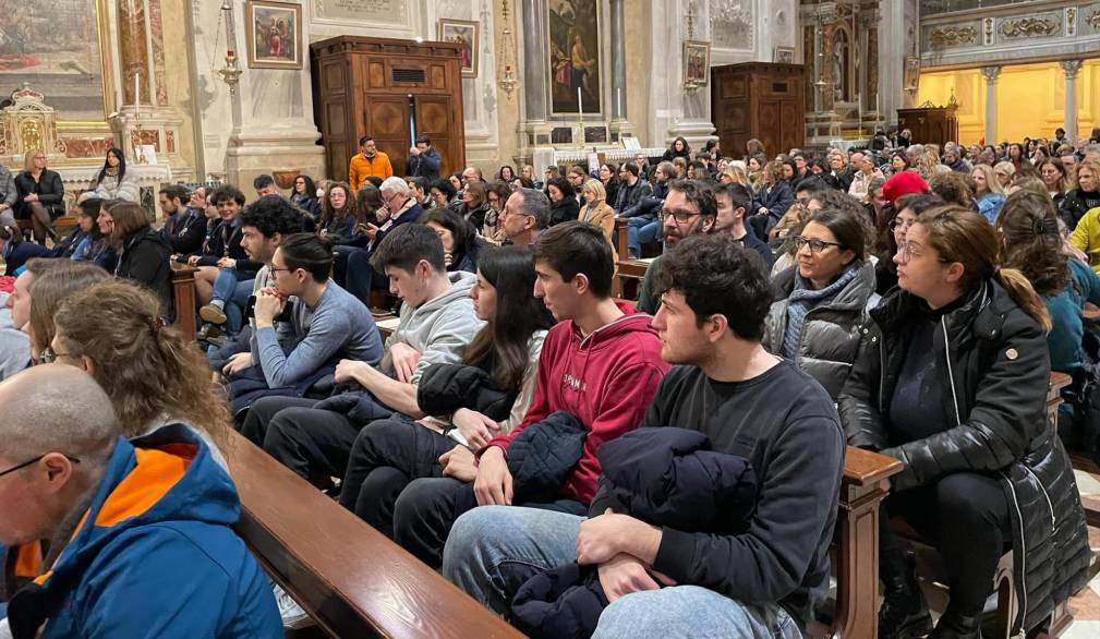 Alberto Pellai in duomo a Mirano: “Un richiamo forte per una comunità educante” Alberto Pellai in duomo a Mirano: “Un richiamo forte per una comunità educante”