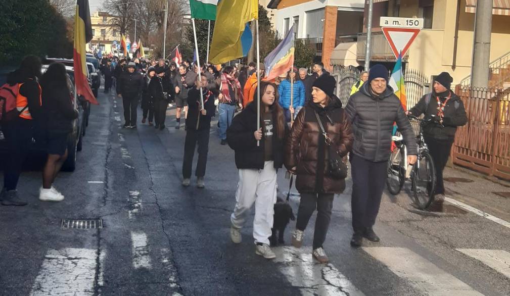In duemila in marcia, a Camposampiero, per una pace disarmata e disarmante