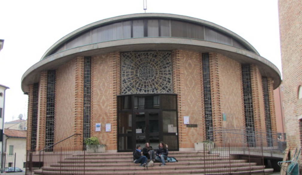 Capodanno con Gesù, proposta alternativa nella chiesa di San Martino Capodanno con Gesù, proposta alternativa nella chiesa di San Martino