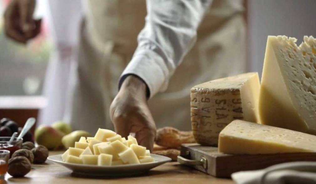 Dall'Europa una proroga ai formaggi senza latte in polvere Dall'Europa una proroga ai formaggi senza latte in polvere