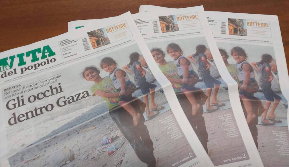 La foto nella copertina del giornale è del fotografo palestinese Ebrahim Hajjaj, reporter dell’agenzia Reuters
