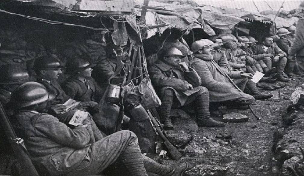 Salzano: la memoria della grande guerra nelle lettere di soldati e famiglie Salzano: la memoria della grande guerra nelle lettere di soldati e famiglie
