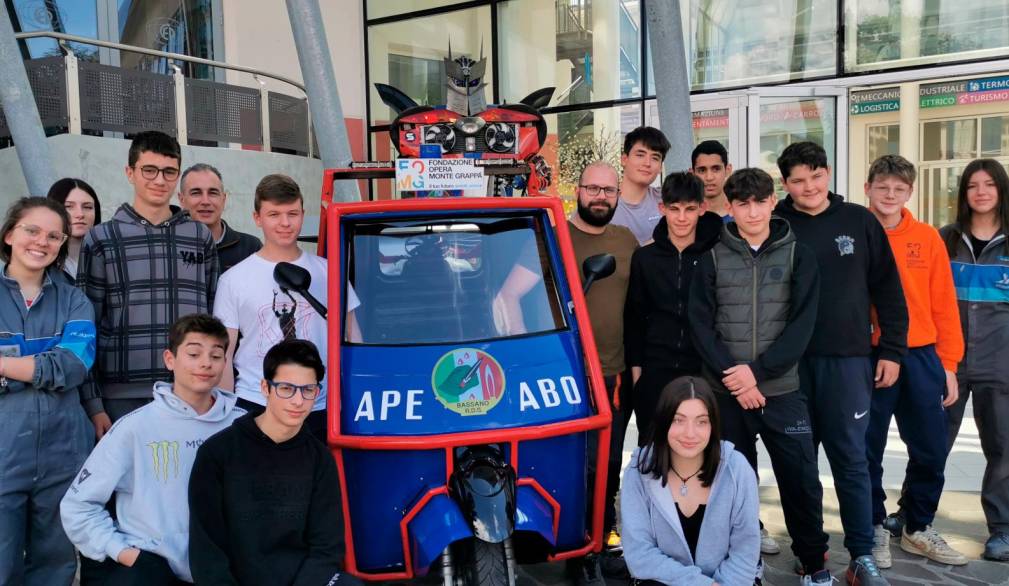Progetto “Apecar” della scuola professionale di Fonte Progetto “Apecar” della scuola professionale di Fonte