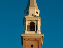 Il campanile di S. M. della Pieve dopo il restauro. Foto Giancarlo Baggio (circolo fotografico El Pavejon)