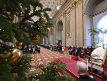 Papa Francesco, l’appello per una “diplomazia della speranza”