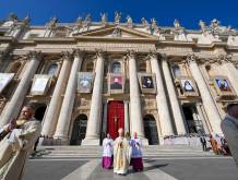 I nuovi santi: capaci di diffondere la luce di Cristo