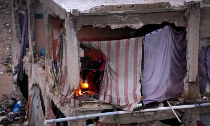 Gaza: “Bombardamenti ovunque, manca tutto”