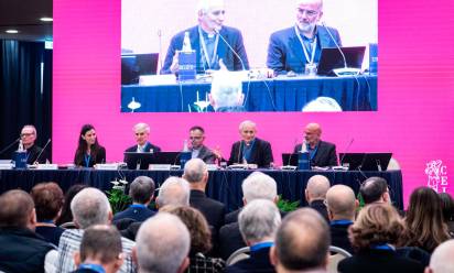 Dopo l’Assemblea sinodale, i Vescovi ad Assisi sulle priorità. Mons. Tomasi: “Sinodalità da vivere”