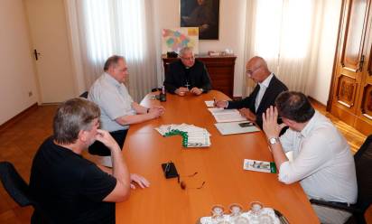 La firma davanti al notaio per modificare lo statuto