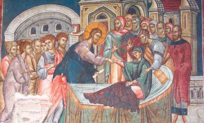 <i>﻿“La guarigione della suocera di Pietro” affresco del XIV secolo, Monastero serbo ortodosso di Visoki Dečani, Kosovo</i>