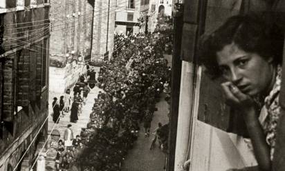 Il rinomato fotografo e operatore cinematografico Aldo Nascimben riuscì a scattare sei foto, lungo il Calmaggiore