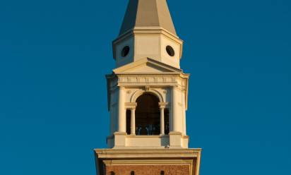 Il campanile di S. M. della Pieve dopo il restauro. Foto Giancarlo Baggio (circolo fotografico El Pavejon)