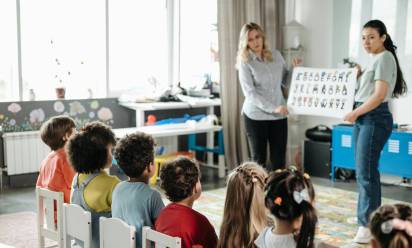 Ritorno a scuola, Fism Treviso forma le maestre su Ia e dialogo interreligioso