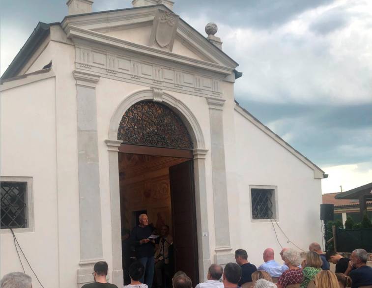 Un libro per il restauro della chiesa di sant’Anna Un libro per il restauro della chiesa di sant’Anna