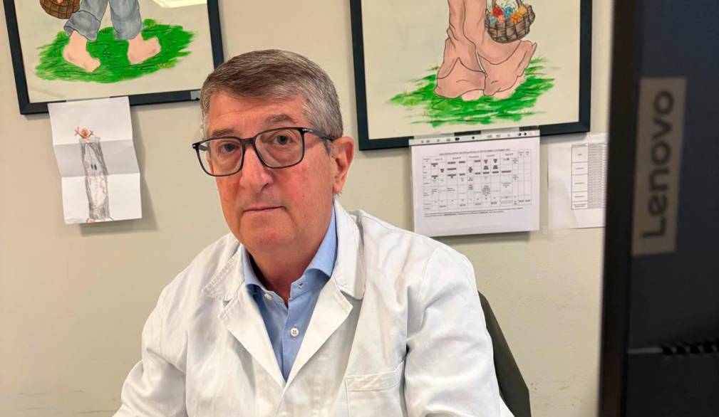 Il dottor Confortin nell’ambulatorio di Castelfranco