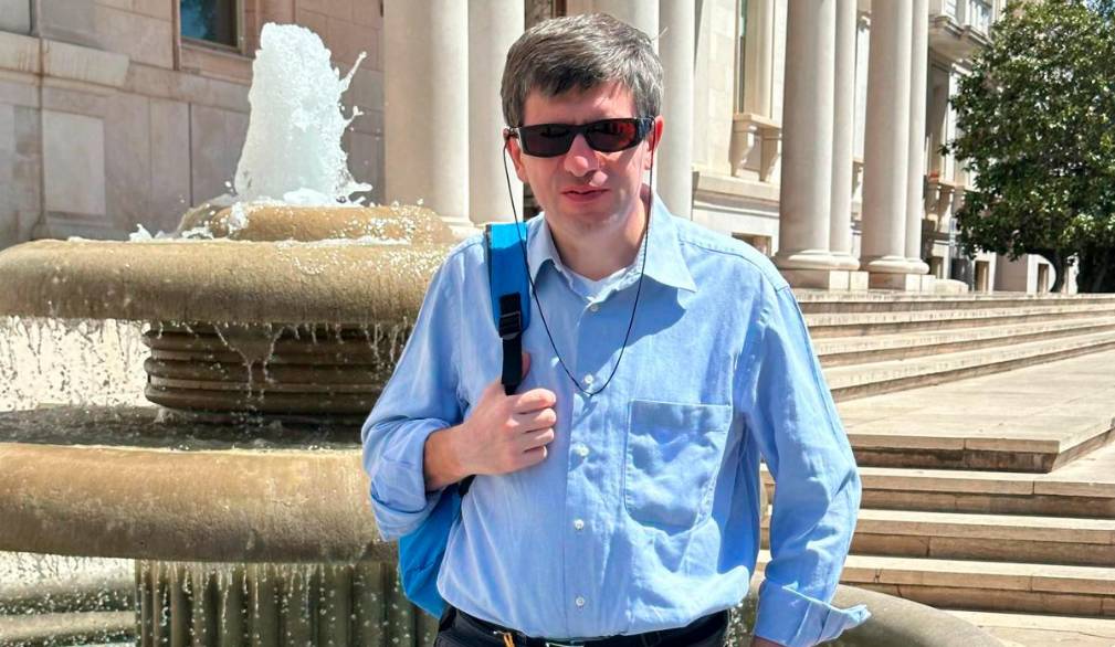 Andrea Zanibellato davanti alla basilica di San Giovanni Rotondo