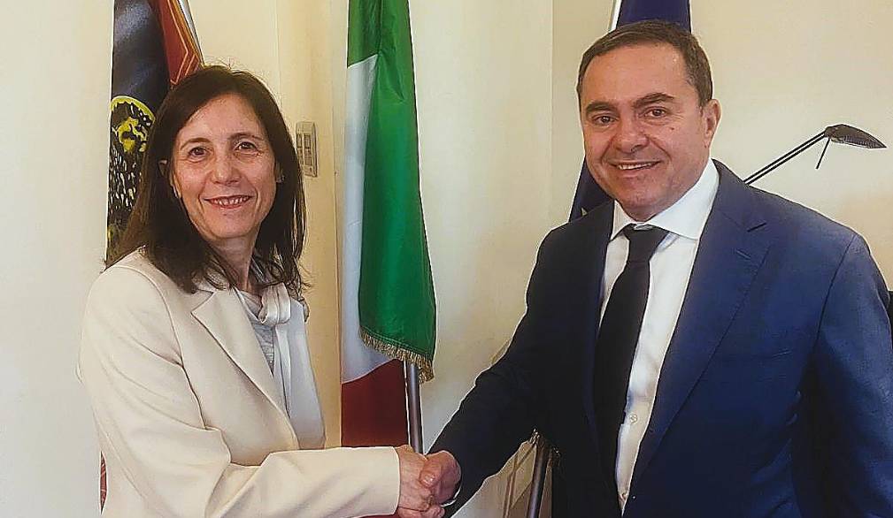 La primaria Alessandra Lombardi con il Dg Bramezza