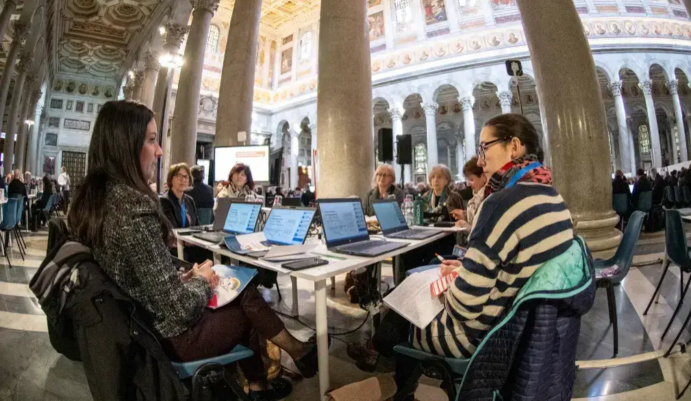“Radicati in Cristo”: la Cei fissa le priorità per la Chiesa italiana. Fede, parrocchie e laici al centro