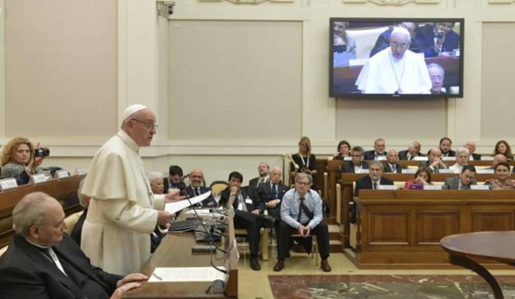 Papa Francesco: acqua, diritto umano fondamentale