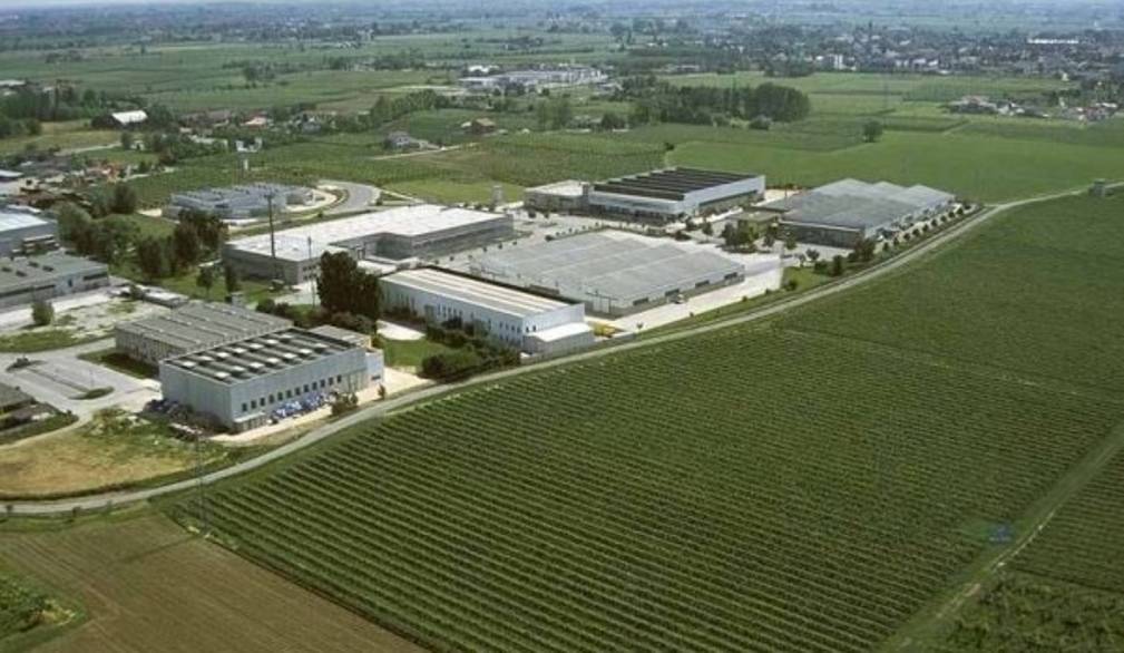 La proposta degli imprenditori: "Il Veneto diventi il modello per il recupero e il riuso dei capannoni"