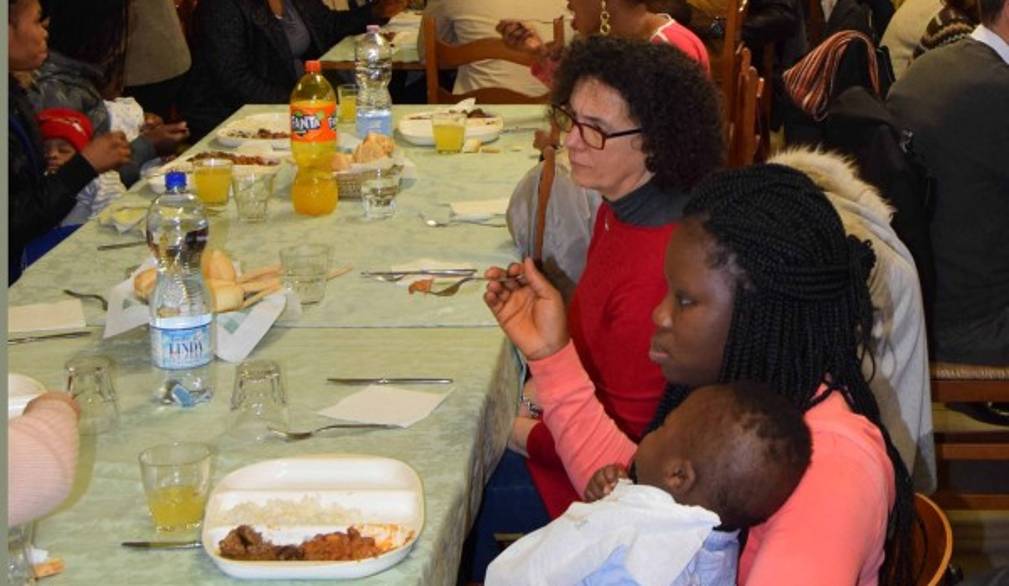 "Invita un migrante a pranzo": tutto esaurito domenica 14 per l'iniziativa Caritas!