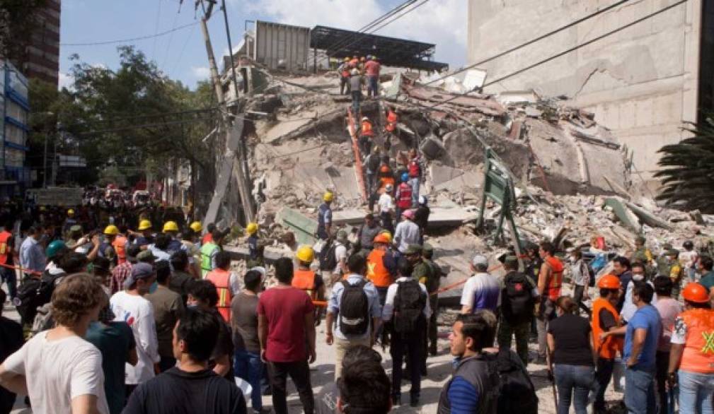 Messico: si scava tra le macerie. Chiesa in prima linea