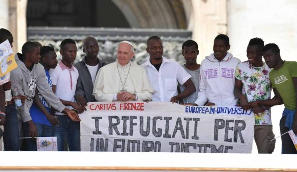 Francesco: i rifugiati sono nostri fratelli