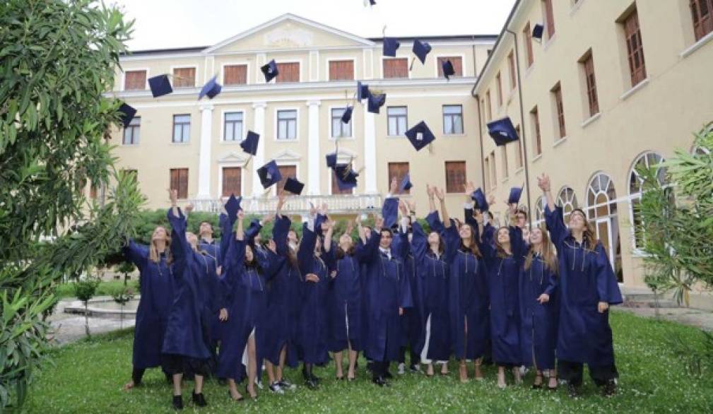 Collegio Pio X, sguardo internazionale