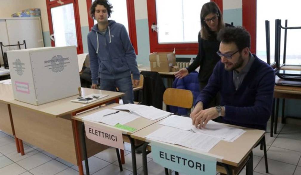 Referendum, chi ha perso e chi ha vinto. Ma la vera partita si gioca sulla legge elettorale