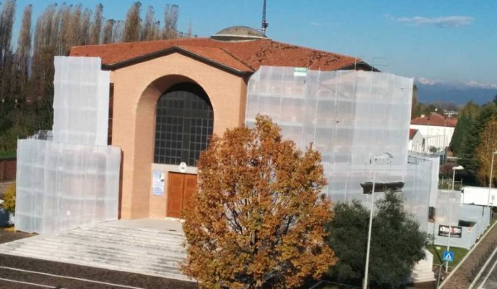 Massanzago: la chiesa si mette il cappotto