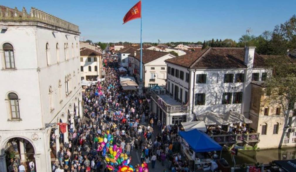 Torna Noale in Fiore con l'anteprima della notte fiorita