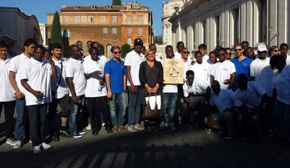 I richiedenti asilo delle Serena all'udienza del Papa