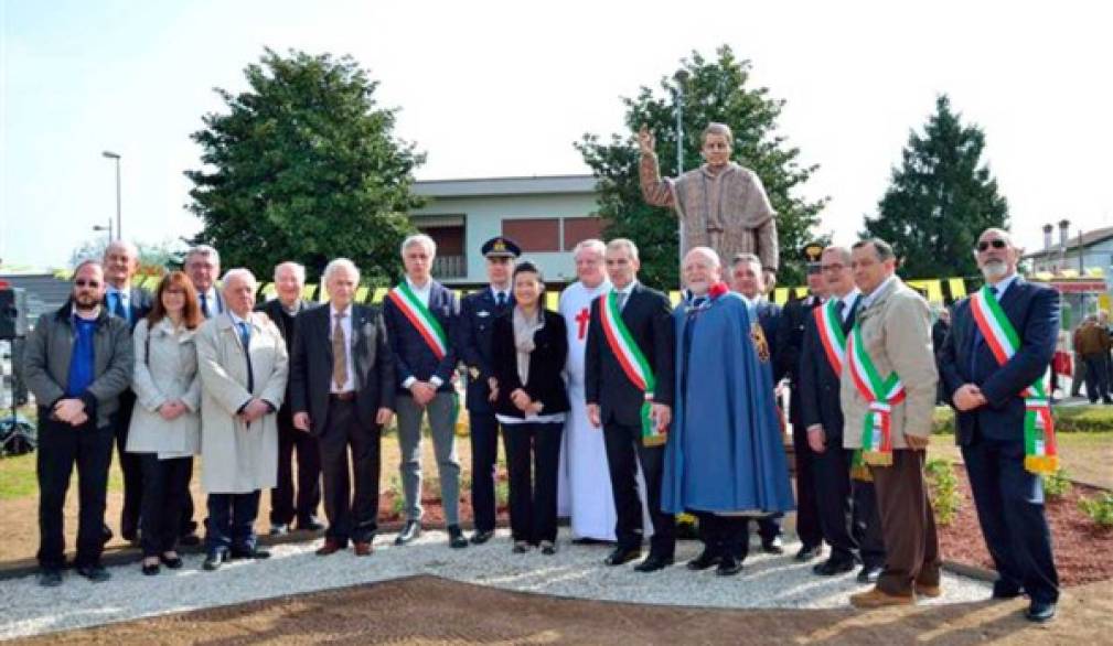 Riese: statua di San Pio X nella festa dell'emigrante