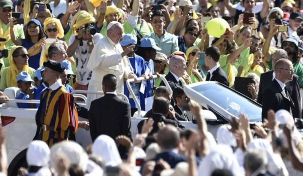 Il Papa: i mafiosi non hanno speranza