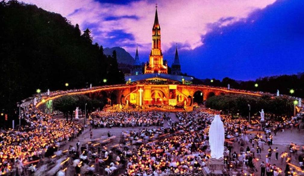 A Lourdes il settantesimo miracolo. "Parte emersa in un oceano di grazie", dice il Vescovo
