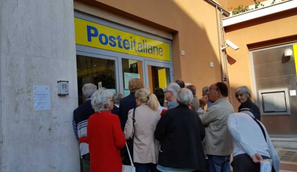 Riduzione dei servizi postali, la protesta dei sindaci: convocato tavolo regionale