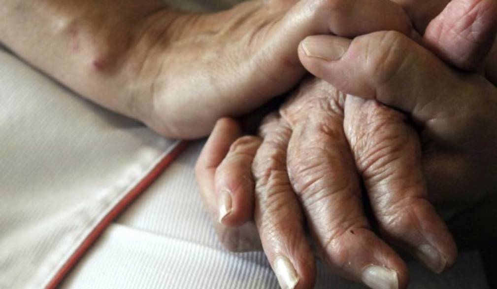 Montebelluna, dopo la morte di Dino Bettamin, malato di Sla, il parroco chiede parole di vicinanza e rispetto