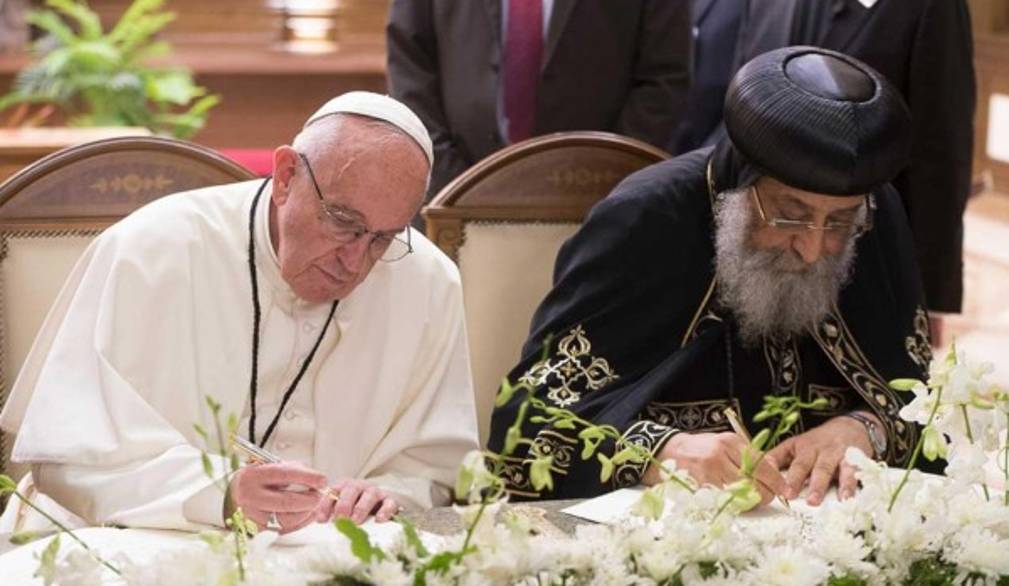 Papa in Egitto, messaggio di pace contro ogni fondamentalismo